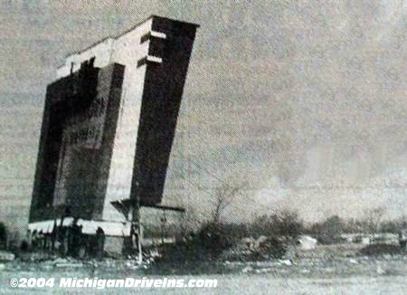 Dearborn Drive-In Theatre - Dearborn Demo 1986 (newer photo)